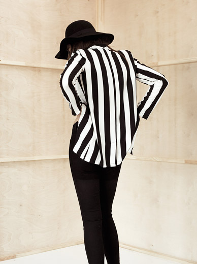 Tobias Schneider Editorial Merel theones2watch.com Category fashion/editorial tobiasschneider.de 01