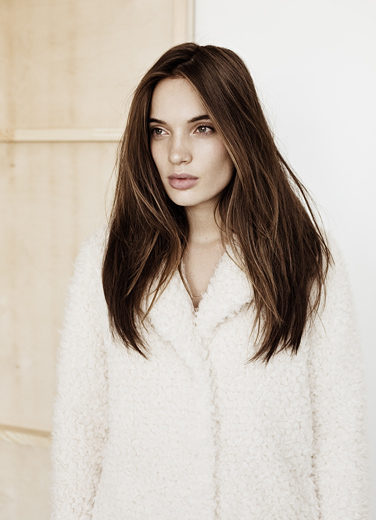 Tobias Schneider Editorial Merel theones2watch.com Category fashion/editorial tobiasschneider.de 06